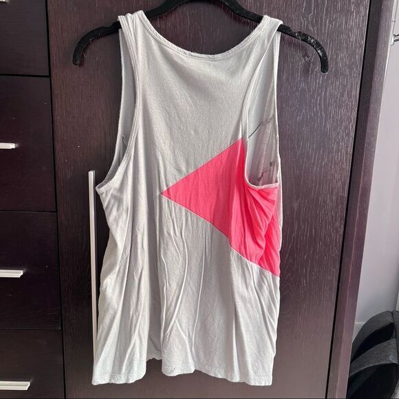 Wesc Tops - 4/$20 wesc flowy tank top